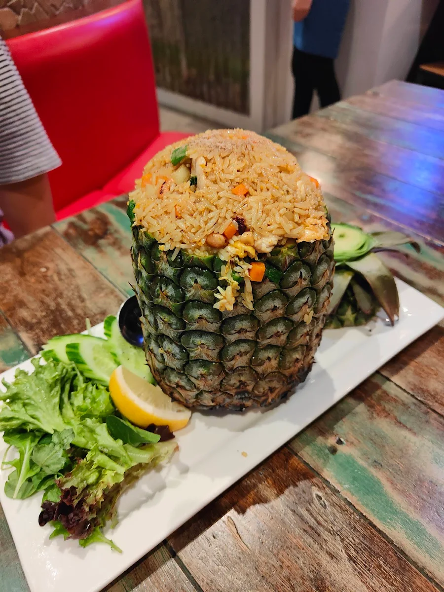 pineapple fried rice ข้าวอบสับปะรด, @Bangkok